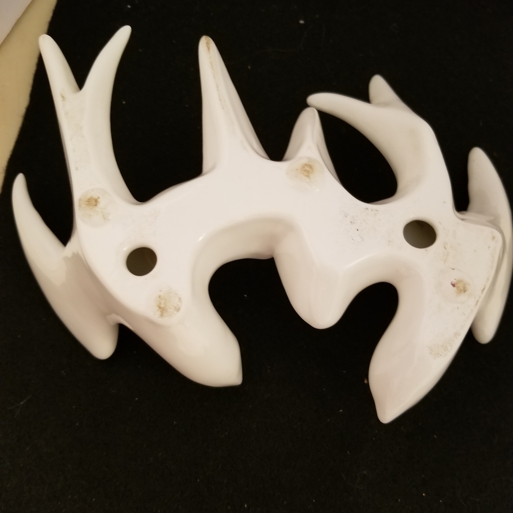Unk White Ceramic Bird Figurines - Picture 3 of 4